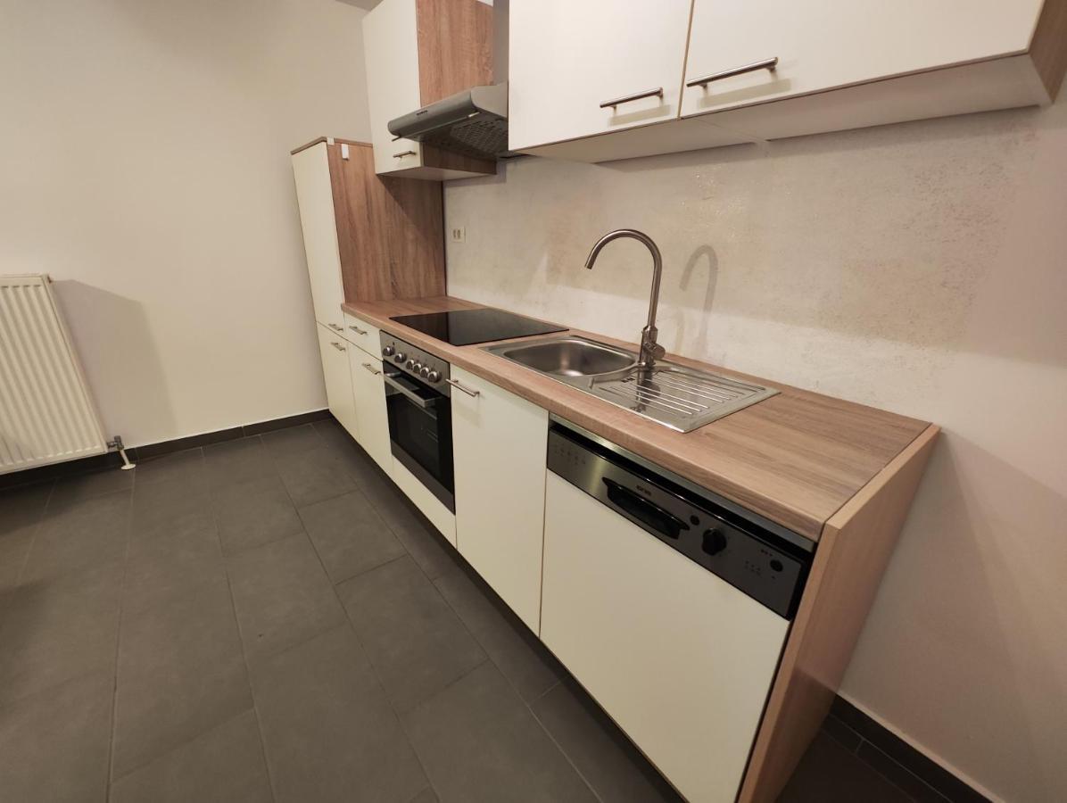 Goriska Apartments Ajdovscina Ngoại thất bức ảnh